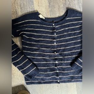 Sezane sweater